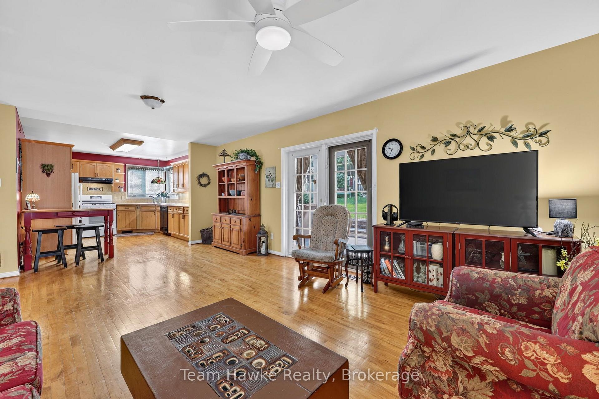 Photo 15 of 255 Hanly Street, Midland — HOMEH