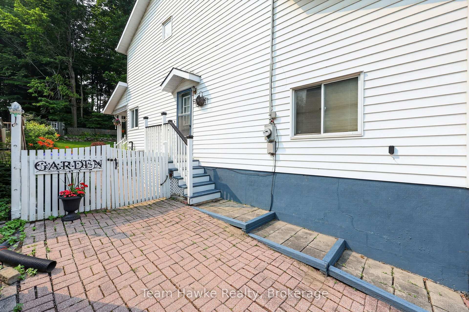 Photo 44 of 255 Hanly Street, Midland — HOMEH