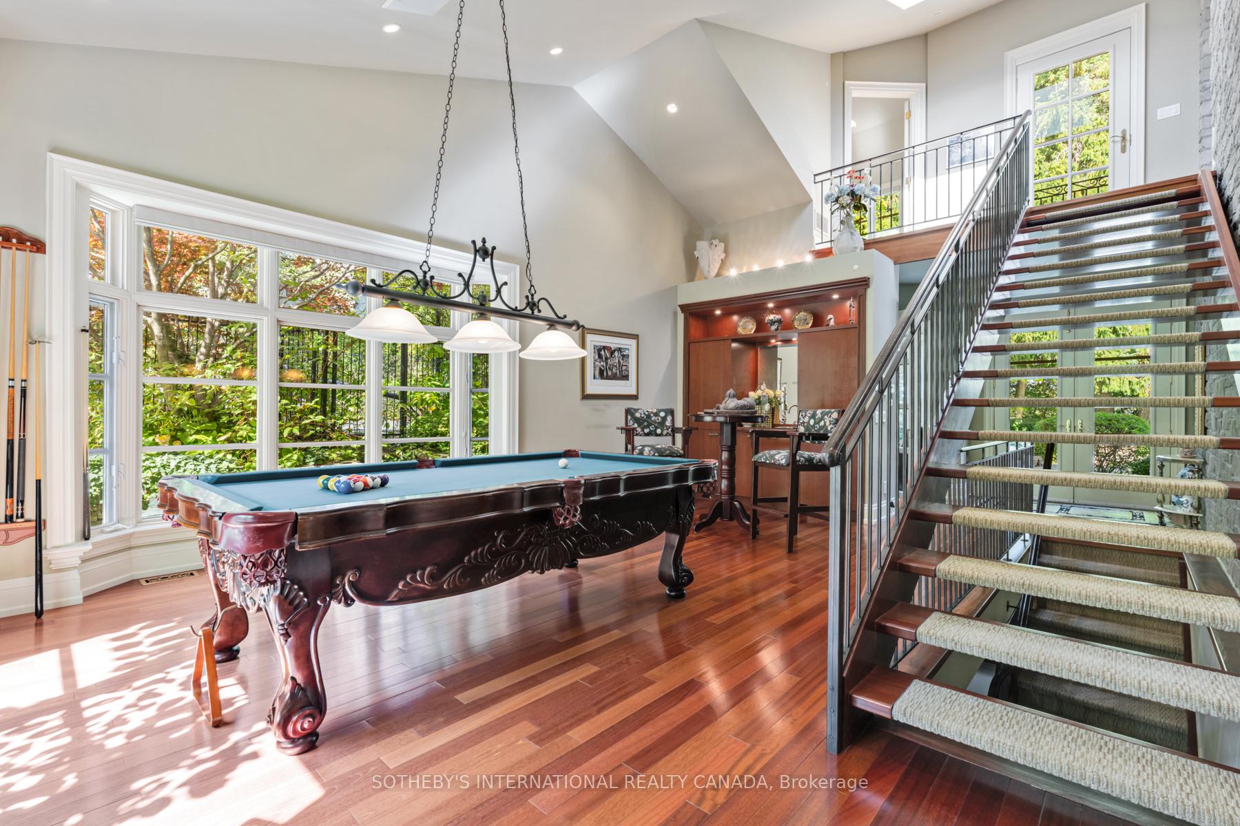 Photo 14 of 340 Riverview Drive, North York, Bridle Path-Sunnybrook-York Mills — HOMEH