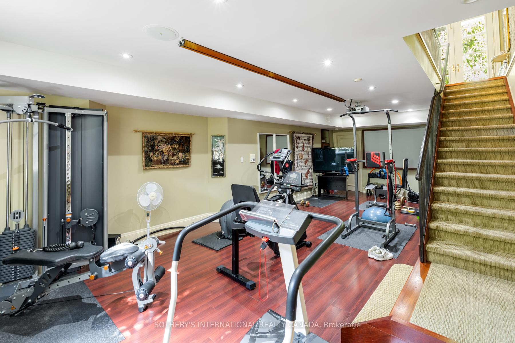 Photo 16 of 340 Riverview Drive, North York, Bridle Path-Sunnybrook-York Mills — HOMEH