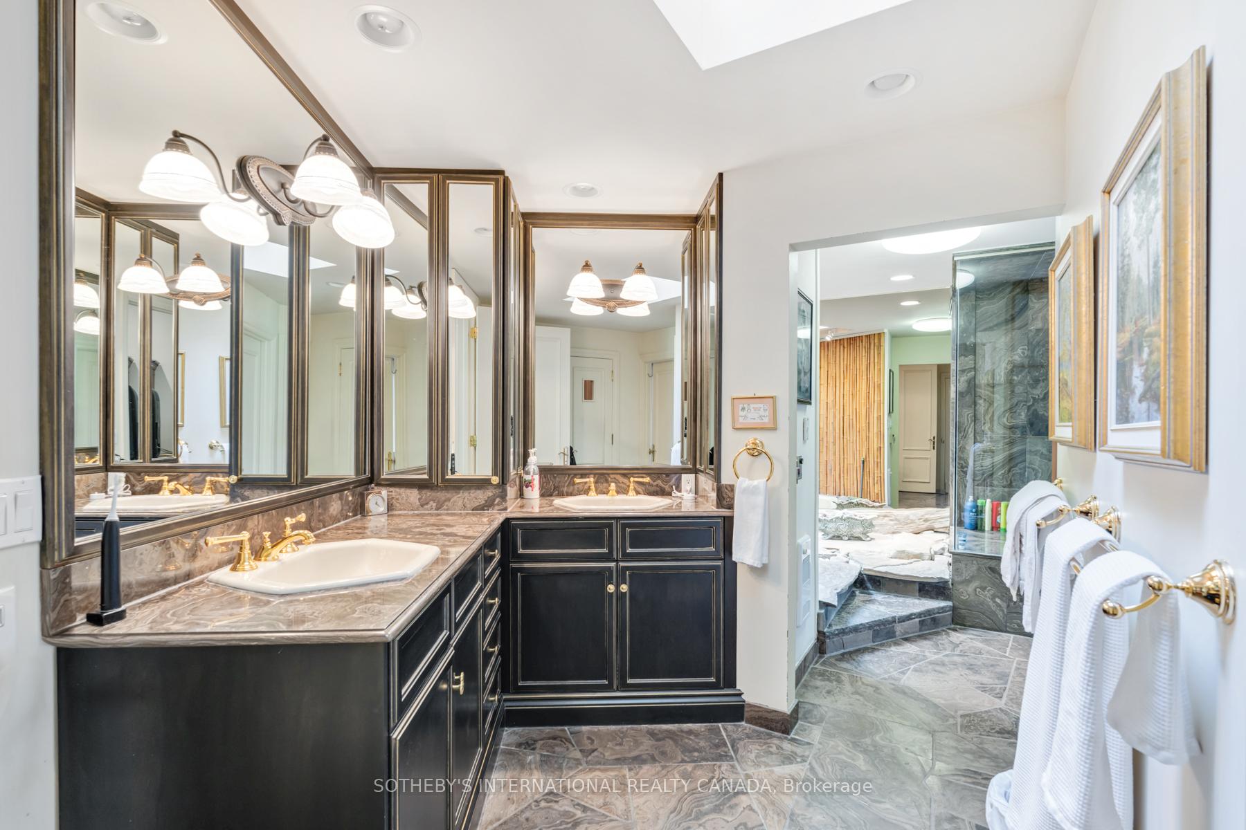 Photo 25 of 340 Riverview Drive, North York, Bridle Path-Sunnybrook-York Mills — HOMEH