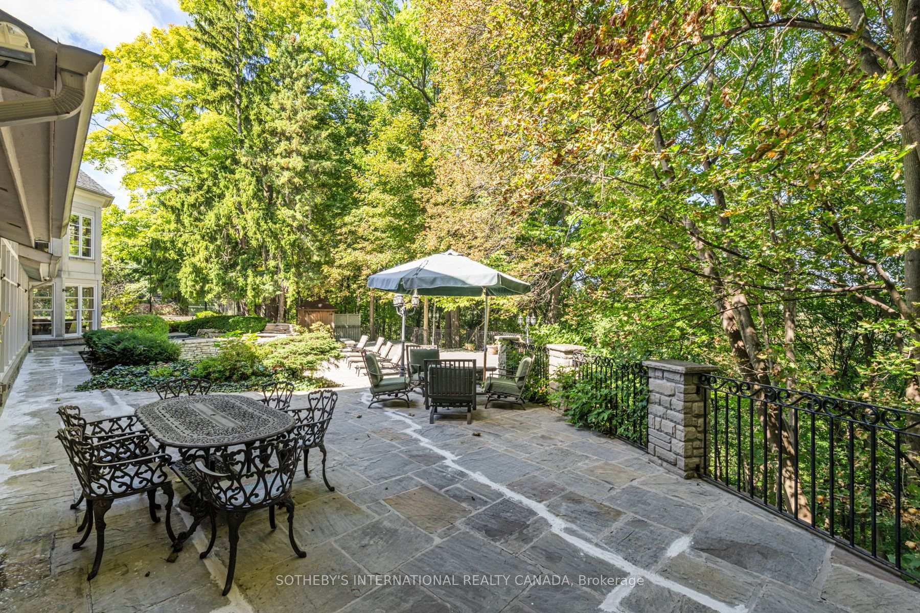 Photo 28 of 340 Riverview Drive, North York, Bridle Path-Sunnybrook-York Mills — HOMEH