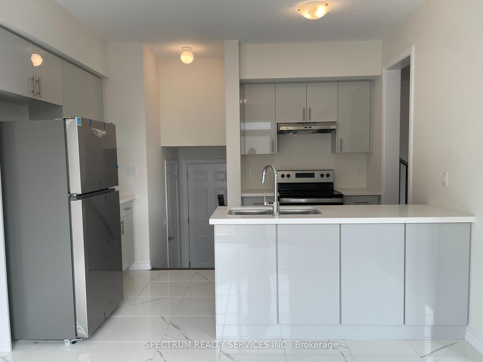 Photo 14 of 3 Southern Avenue, Brant, Paris — HOMEH