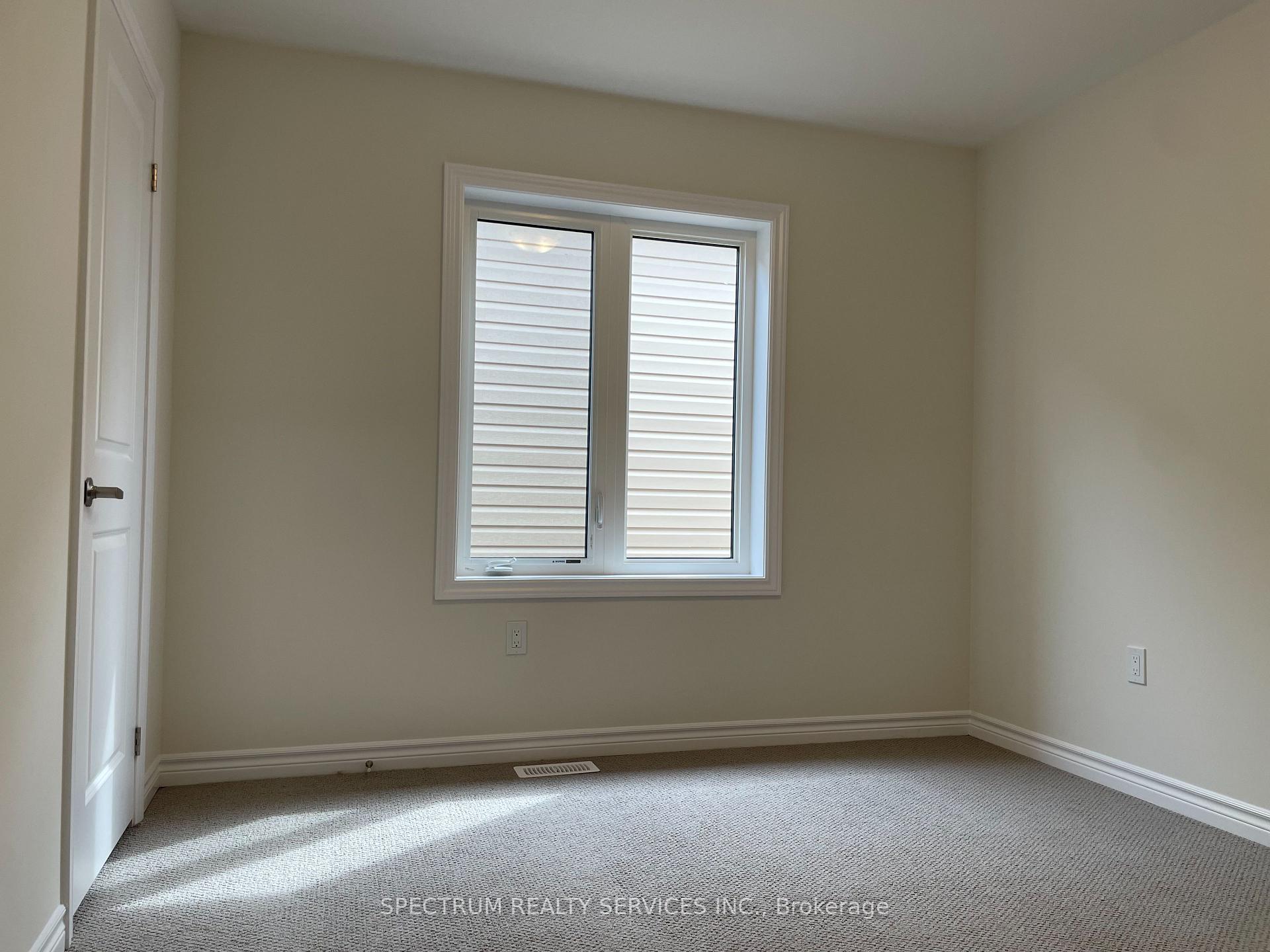 Photo 22 of 3 Southern Avenue, Brant, Paris — HOMEH