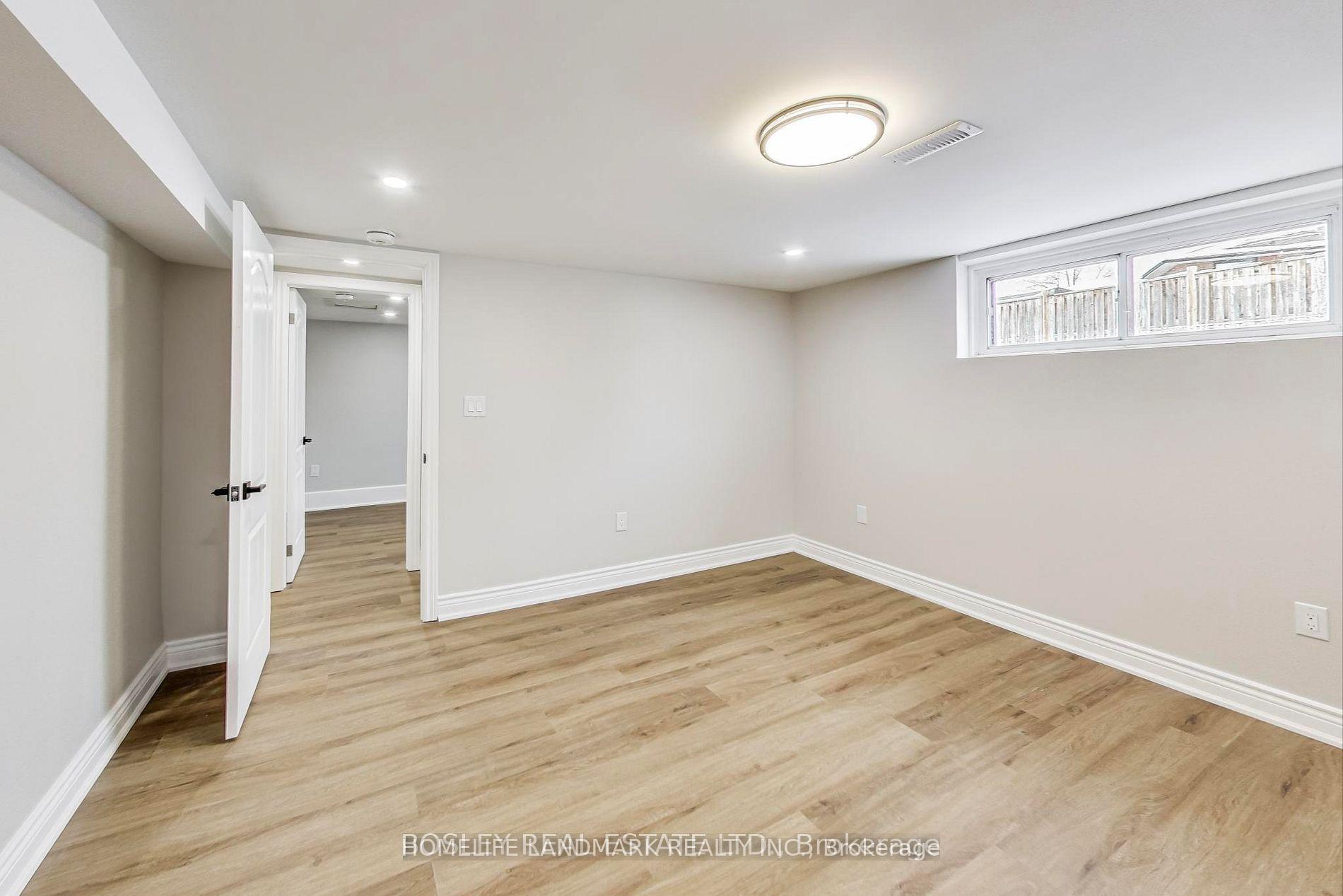 Photo 3 of Unit Lower, 89 Chiswick Avenue, North York, Brookhaven-Amesbury — HOMEH