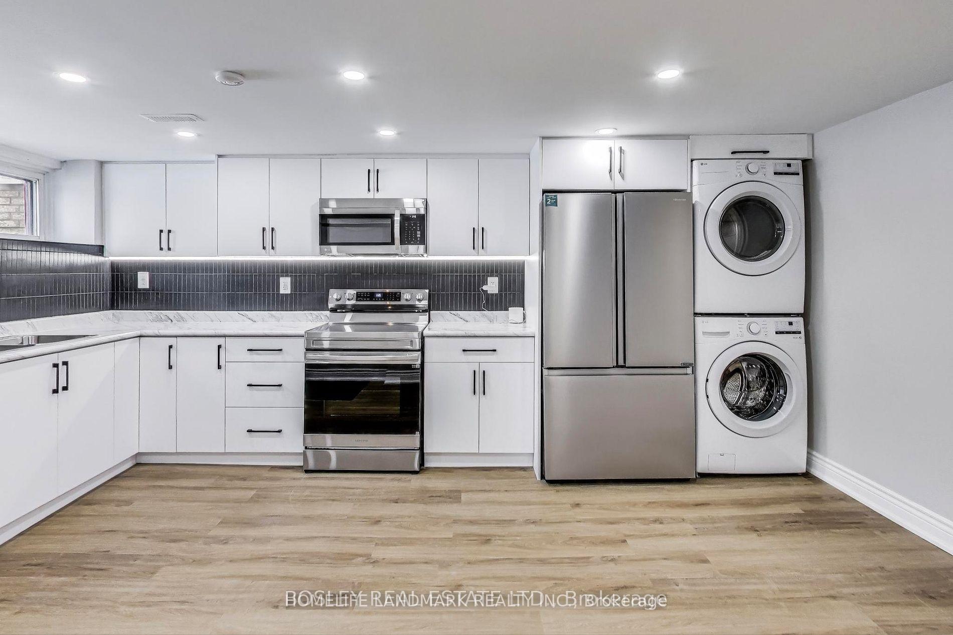 Photo 5 of Unit Lower, 89 Chiswick Avenue, North York, Brookhaven-Amesbury — HOMEH