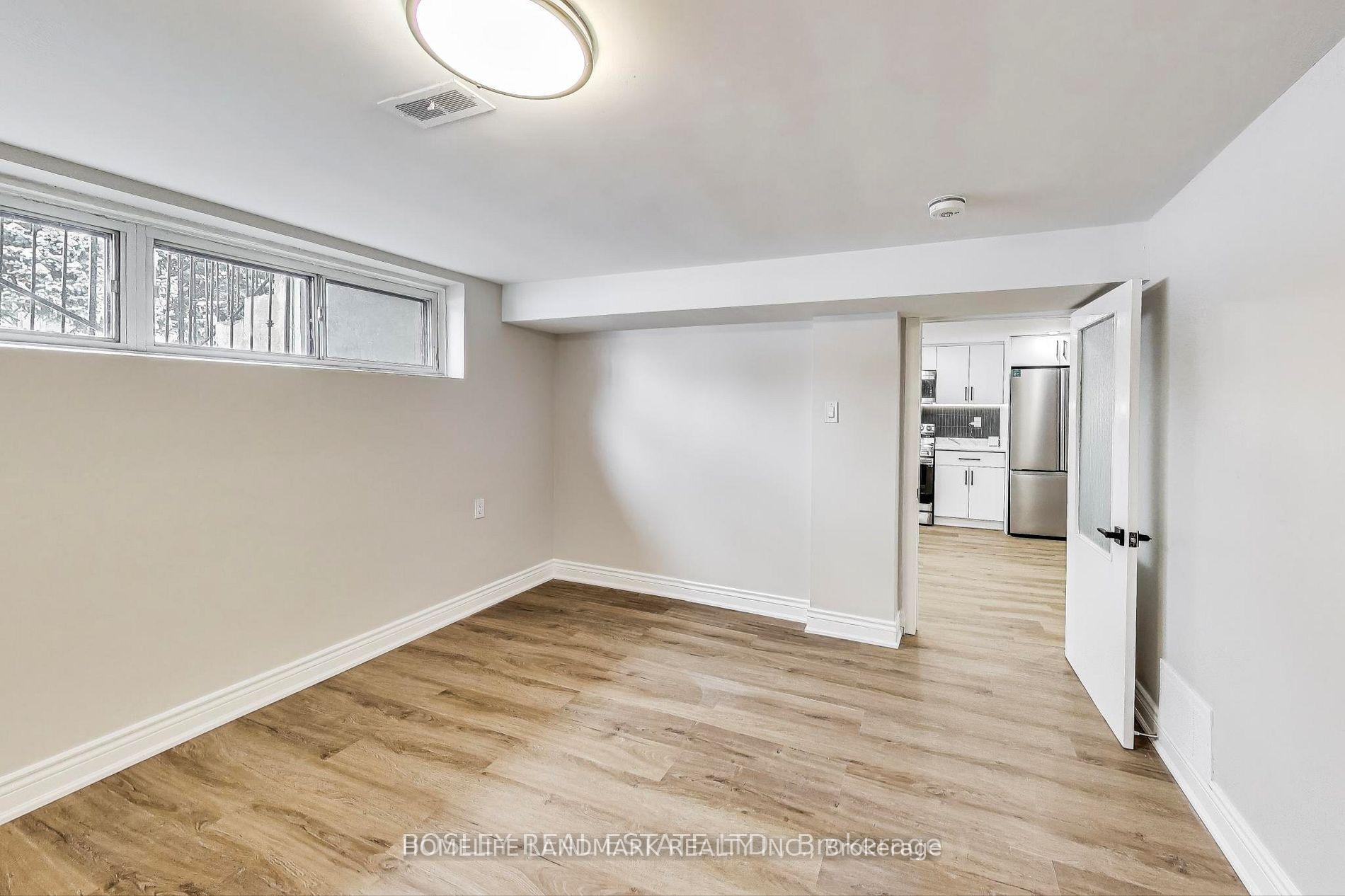 Photo 8 of Unit Lower, 89 Chiswick Avenue, North York, Brookhaven-Amesbury — HOMEH