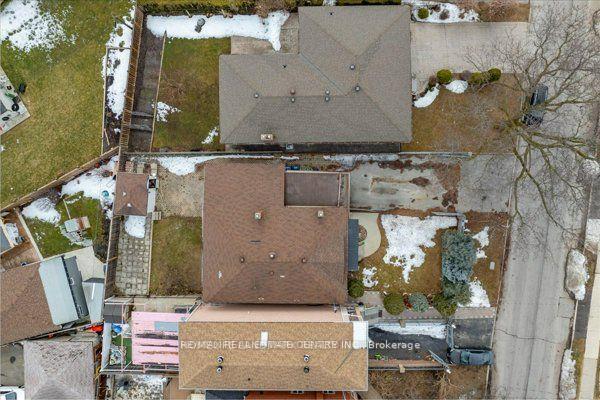 Photo 15 of Unit Lower, 89 Chiswick Avenue, North York, Brookhaven-Amesbury — HOMEH