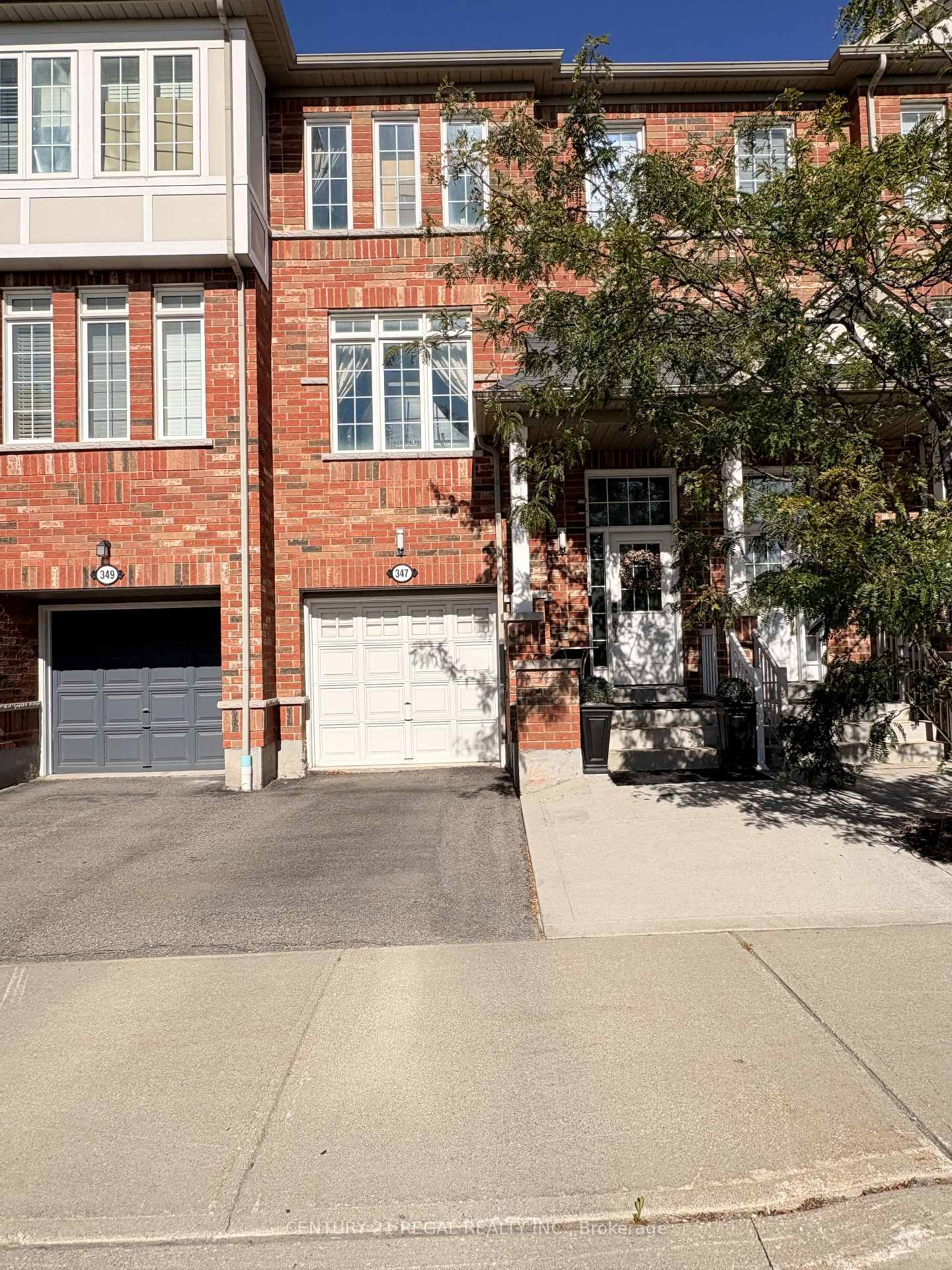 Photo 2 of 347 Aspendale Crescent, Mississauga, Meadowvale Village — HOMEH