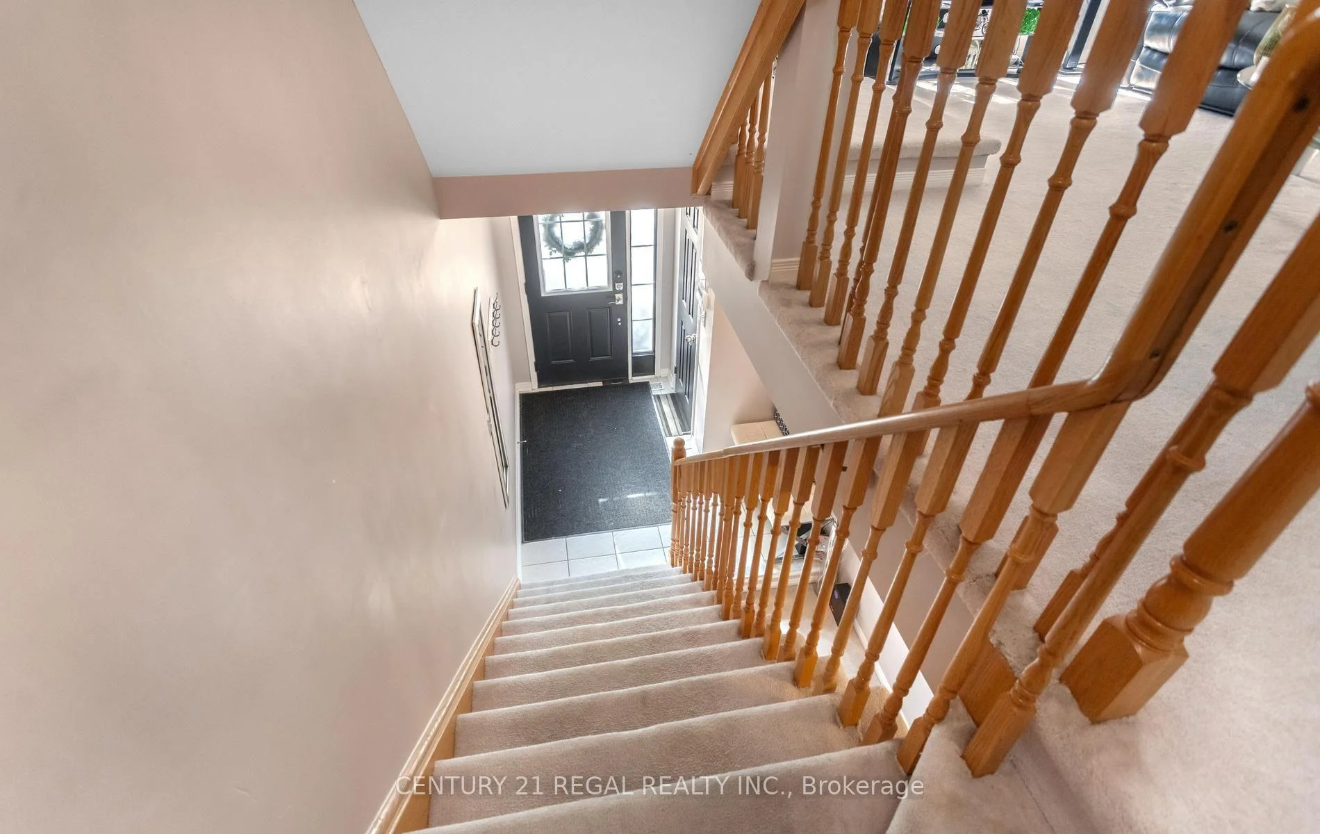 Photo 9 of 347 Aspendale Crescent, Mississauga, Meadowvale Village — HOMEH