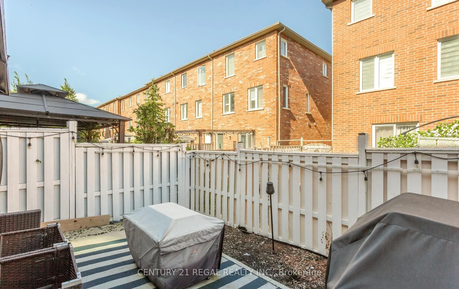 Photo 32 of 347 Aspendale Crescent, Mississauga, Meadowvale Village — HOMEH
