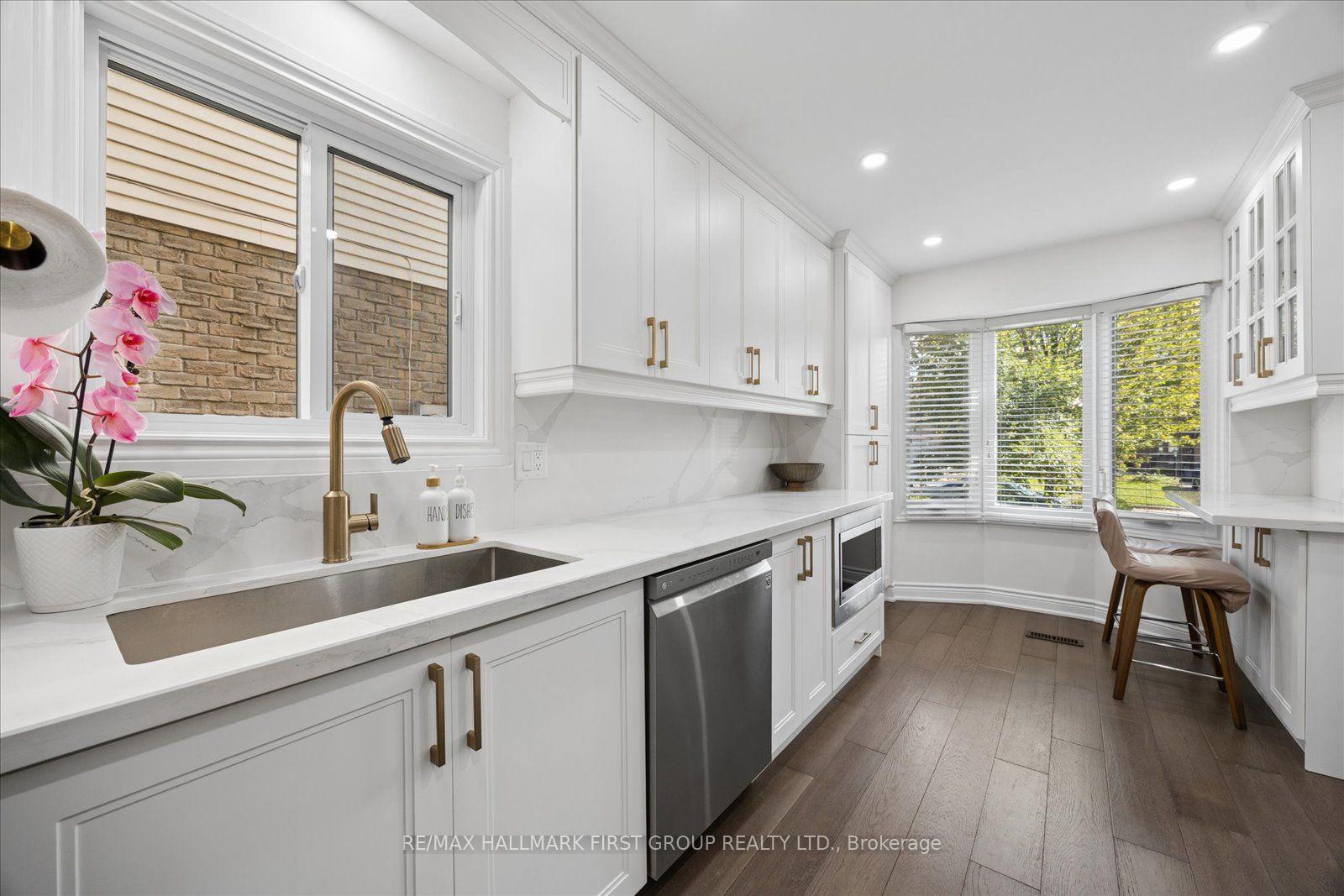 Photo 14 of 736 Stonepath Circle, Pickering, Amberlea — HOMEH