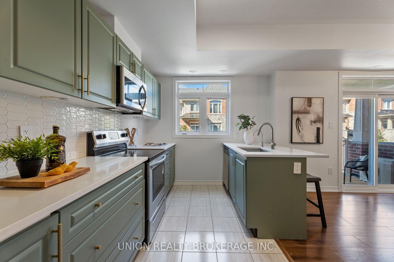 Photo 12 of Unit 101, 2425 Nantucket Chase, Pickering, Duffin Heights — HOMEH