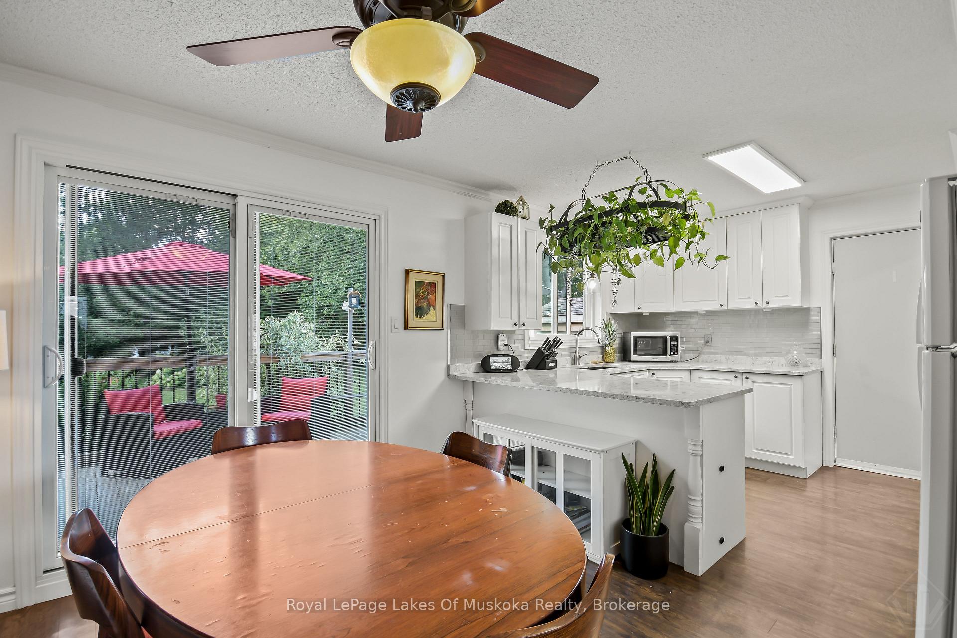 Photo 9 of 45 Kevin Crescent, Bracebridge, Monck (Bracebridge) — HOMEH