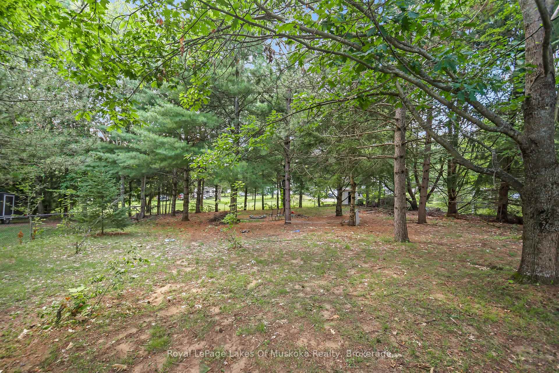 Photo 30 of 45 Kevin Crescent, Bracebridge, Monck (Bracebridge) — HOMEH