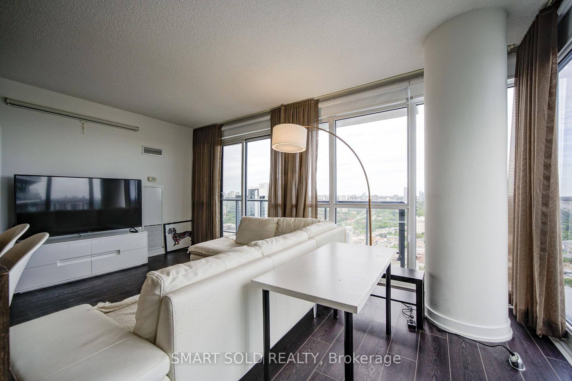 Photo 11 of Unit 3208, 121 Mcmahon Drive, North York, Bayview Village — HOMEH