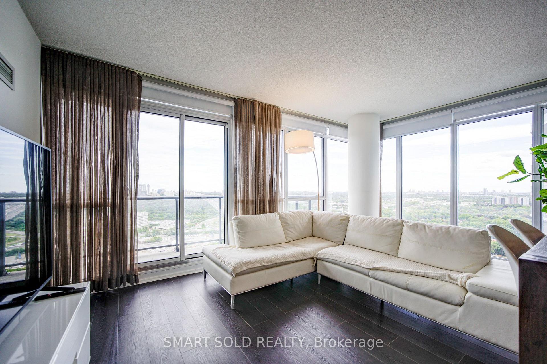 Photo 12 of Unit 3208, 121 Mcmahon Drive, North York, Bayview Village — HOMEH