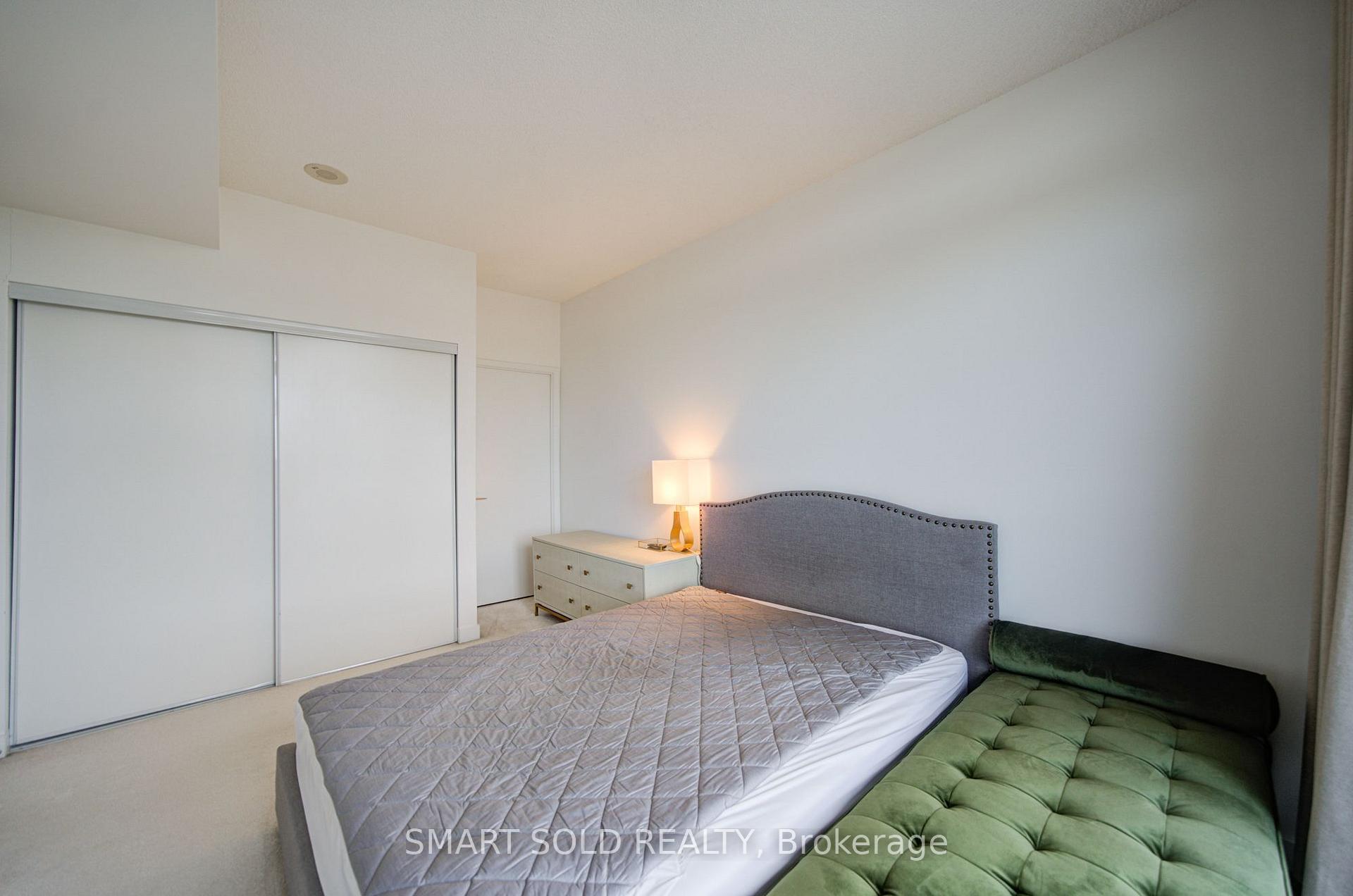 Photo 20 of Unit 3208, 121 Mcmahon Drive, North York, Bayview Village — HOMEH