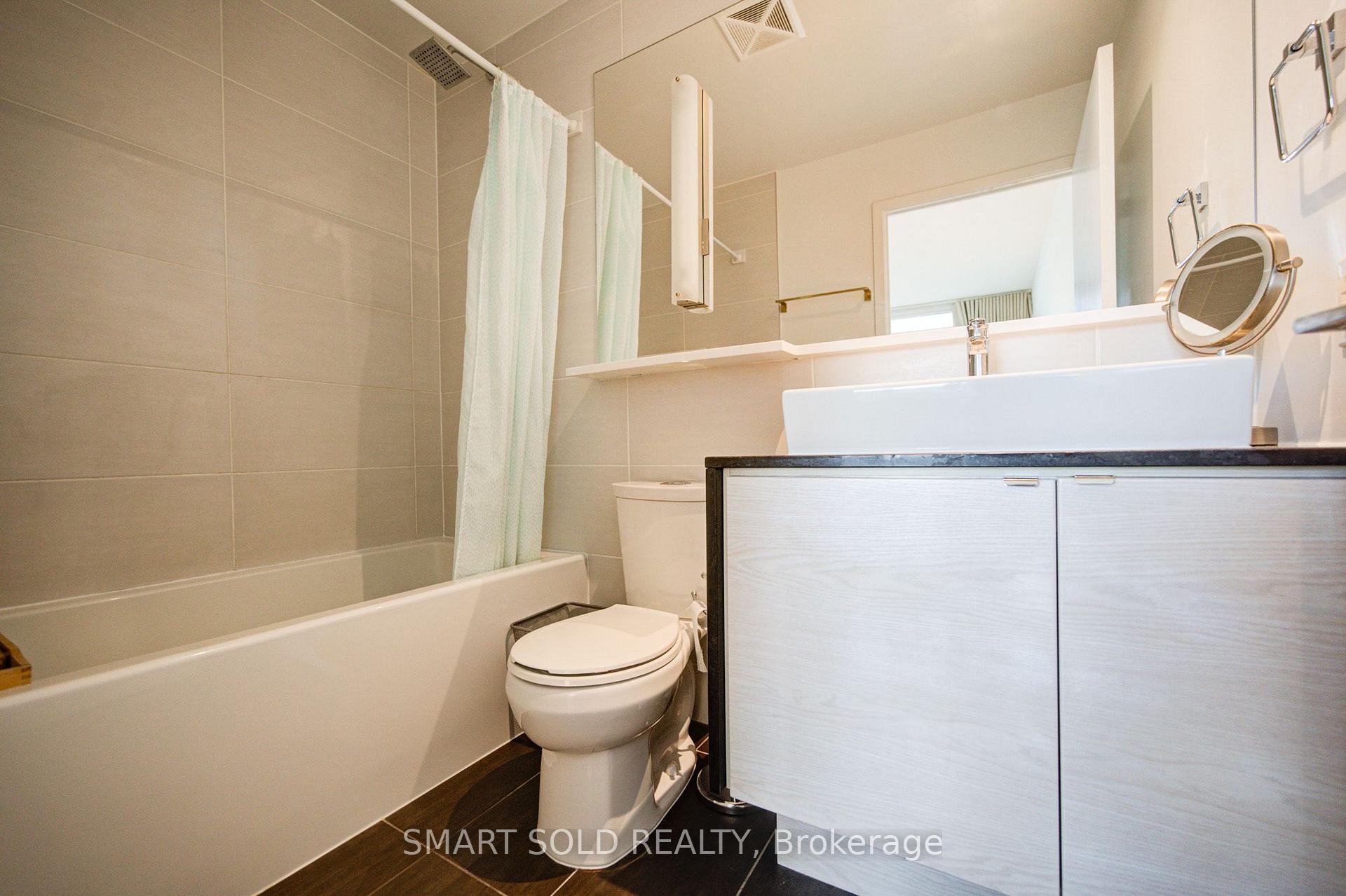 Photo 24 of Unit 3208, 121 Mcmahon Drive, North York, Bayview Village — HOMEH
