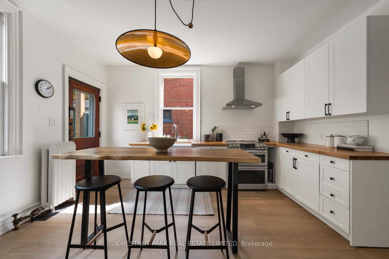 Photo 16 of 139 Hammersmith Avenue, Toronto, The Beaches — HOMEH