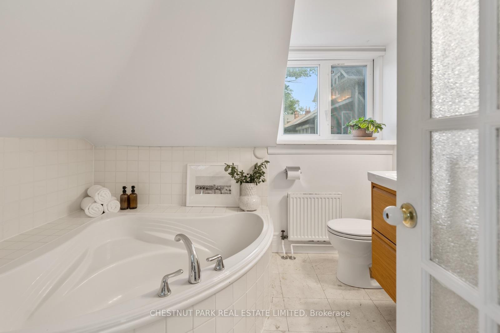 Photo 28 of 139 Hammersmith Avenue, Toronto, The Beaches — HOMEH