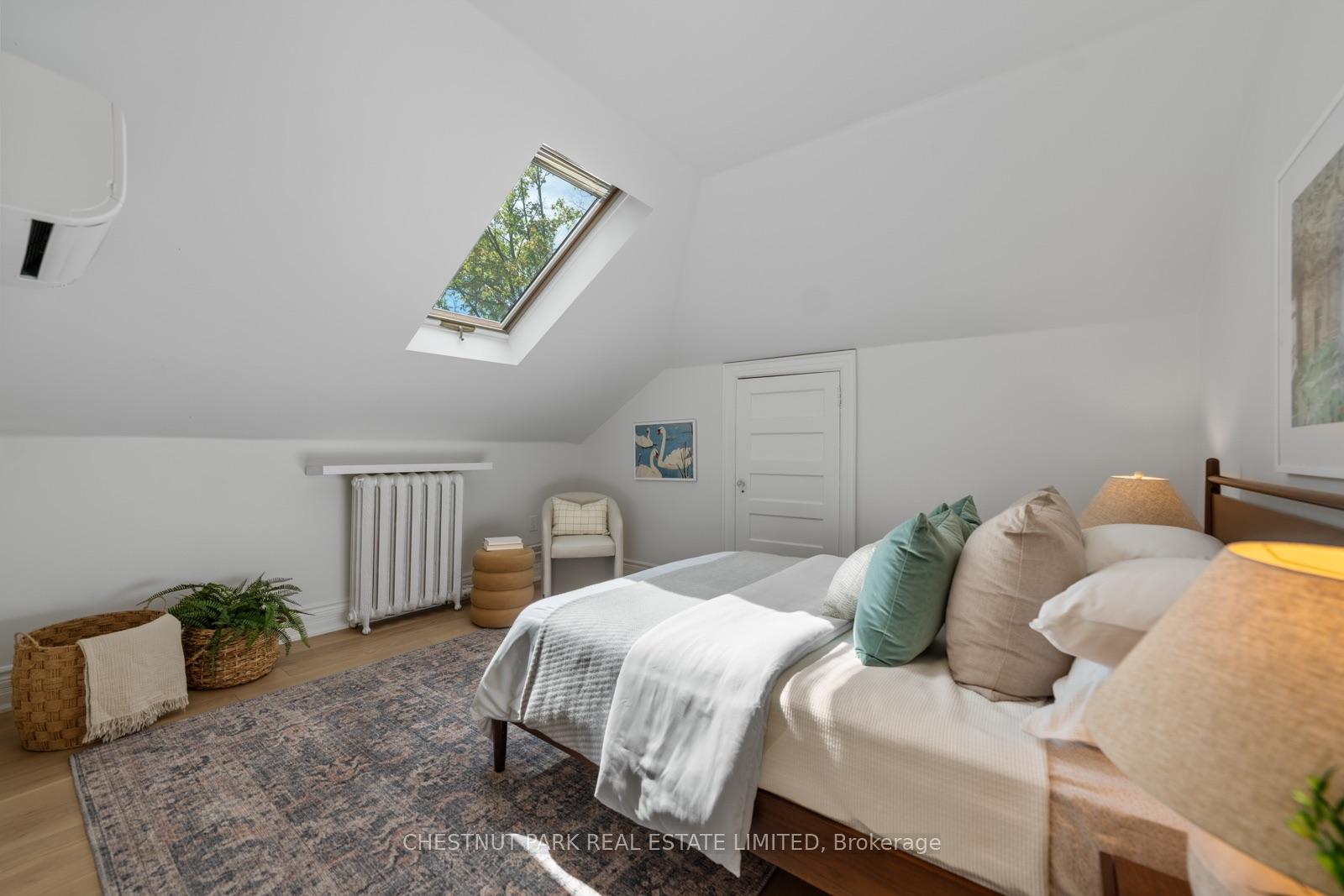Photo 31 of 139 Hammersmith Avenue, Toronto, The Beaches — HOMEH