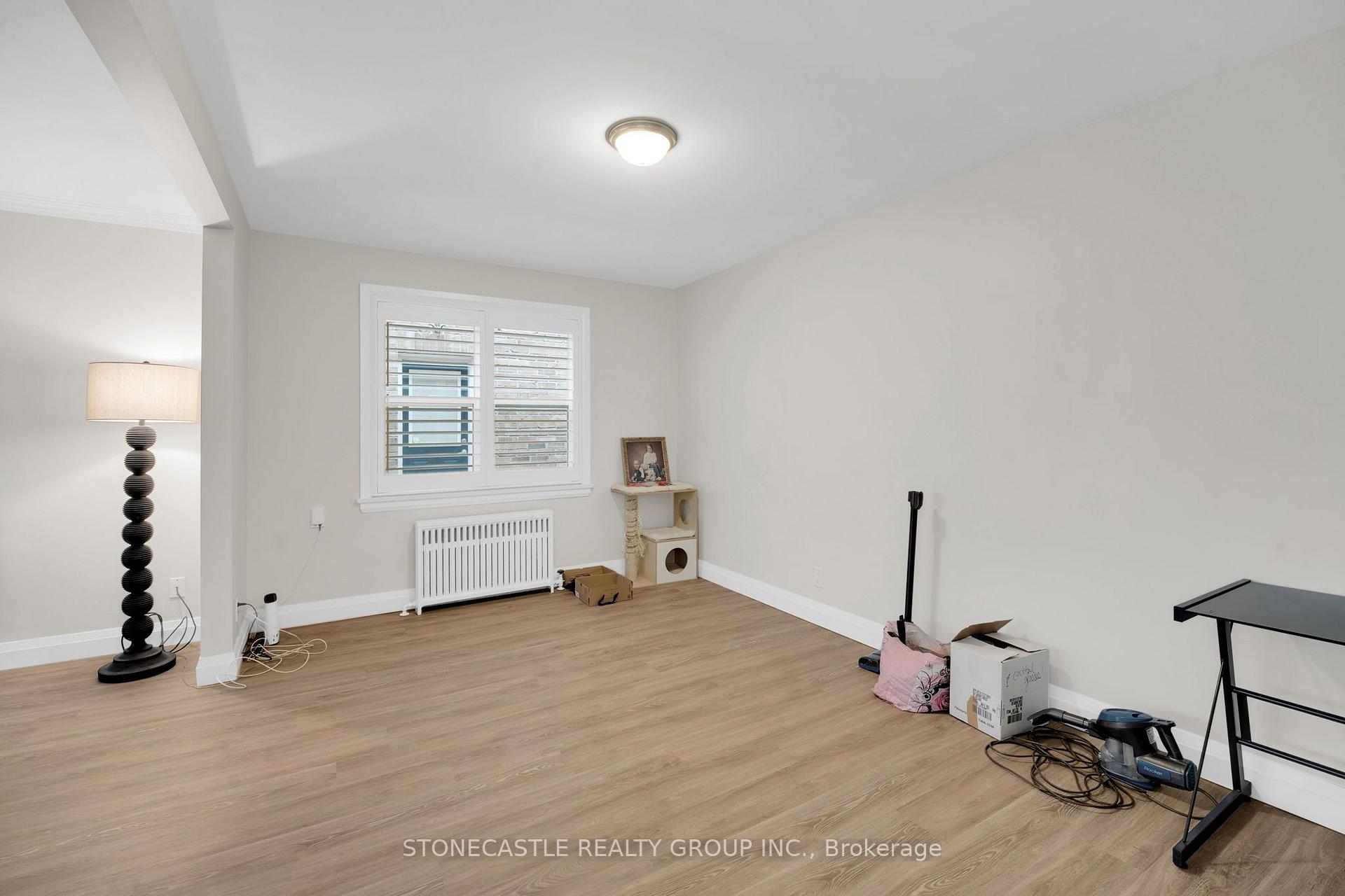 Photo 6 of 55 Thirty Eighth Street, Etobicoke, Long Branch — HOMEH