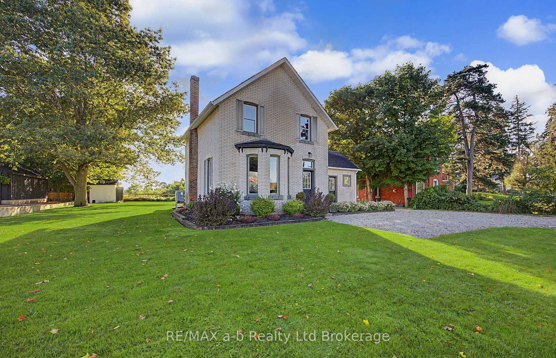 Photo 1 of 641 Main Street N, Norwich, Burgessville — HOMEH