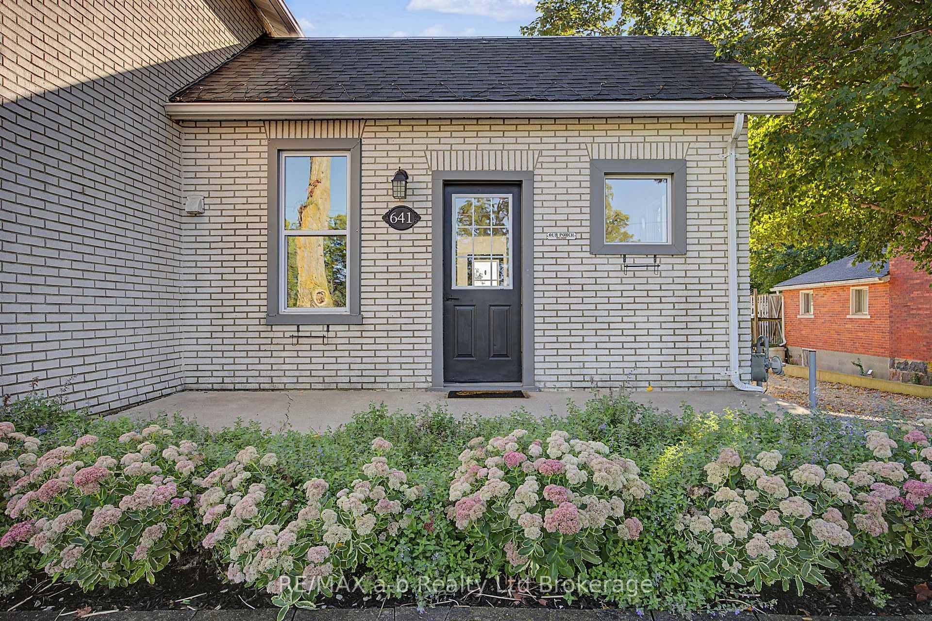 Photo 3 of 641 Main Street N, Norwich, Burgessville — HOMEH