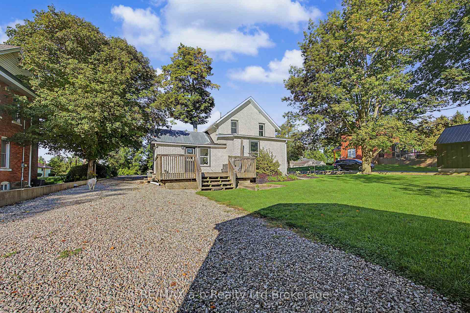 Photo 5 of 641 Main Street N, Norwich, Burgessville — HOMEH