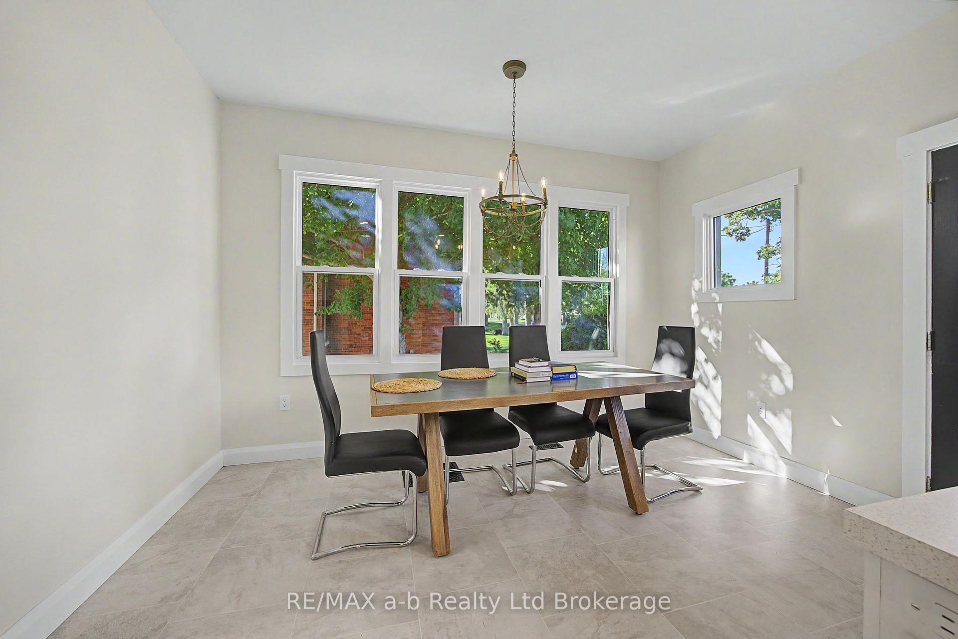 Photo 10 of 641 Main Street N, Norwich, Burgessville — HOMEH