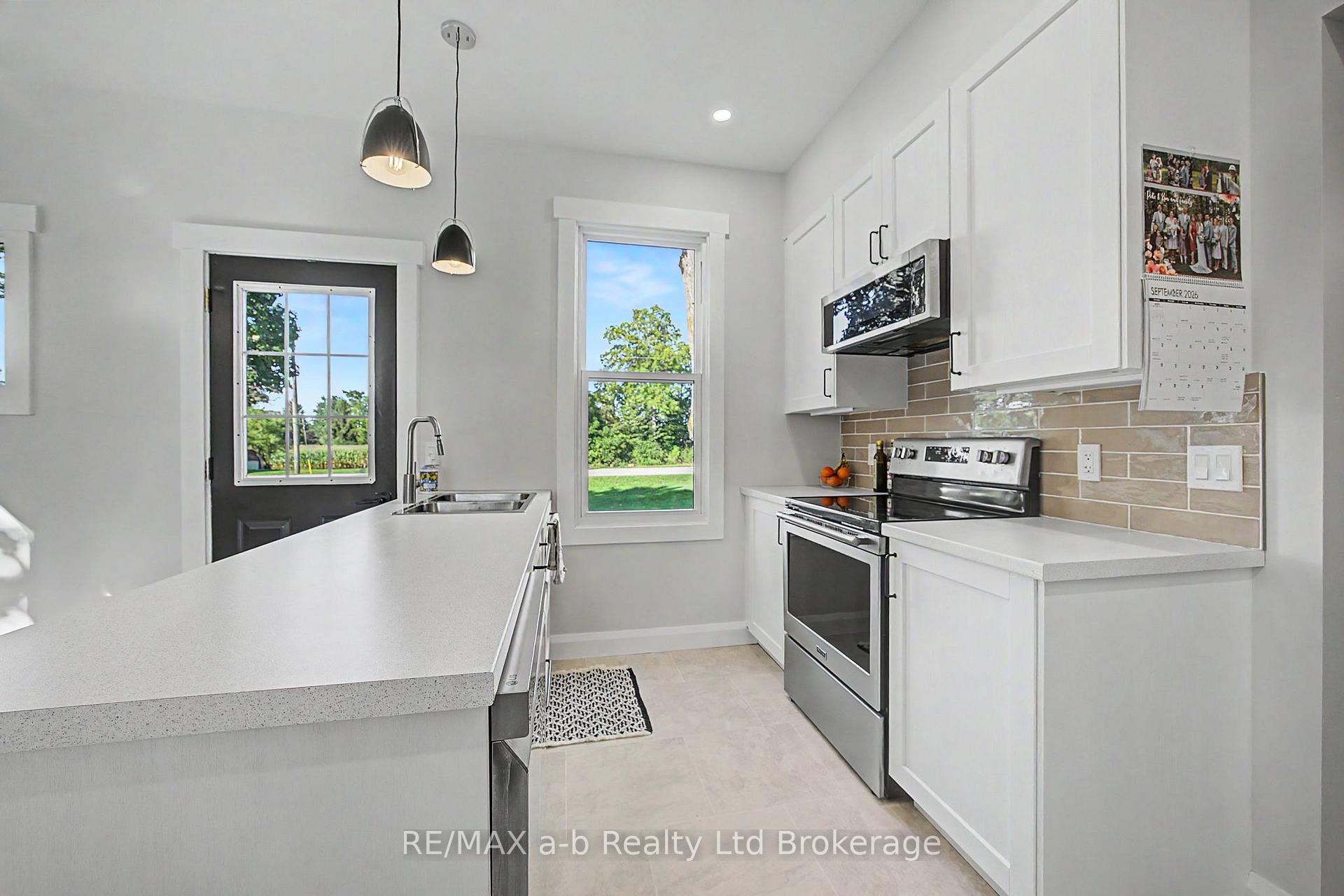 Photo 11 of 641 Main Street N, Norwich, Burgessville — HOMEH