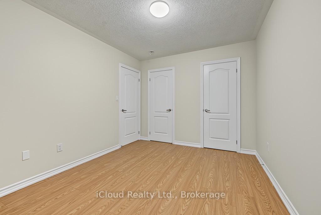Photo 23 of 25 Gammon Crescent, Brampton, Bram West — HOMEH