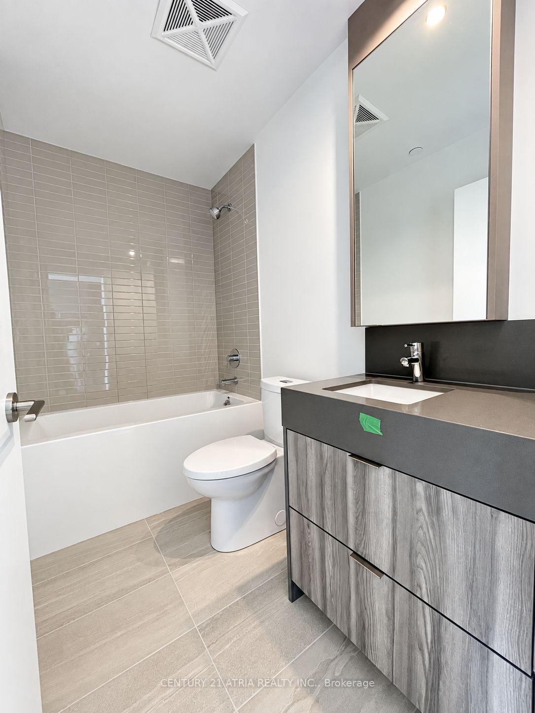 Photo 6 of Unit 2417, 6 Flavelle Trail, Vaughan, Steeles West Industrial — HOMEH