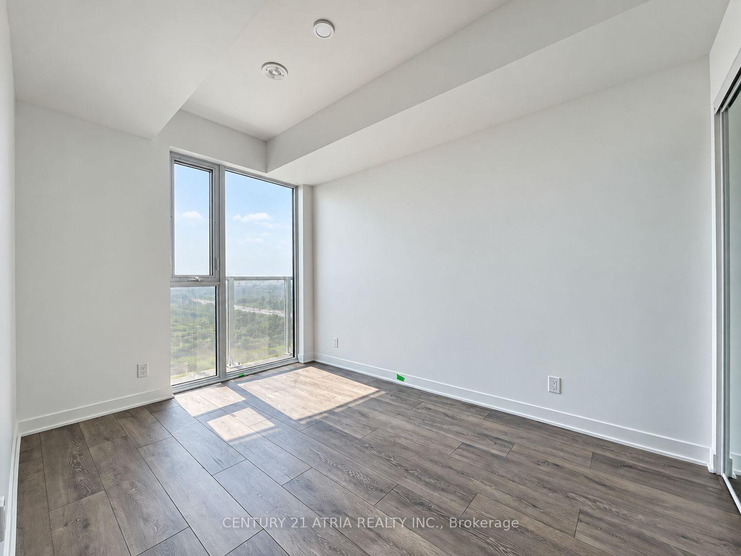 Photo 7 of Unit 2417, 6 Flavelle Trail, Vaughan, Steeles West Industrial — HOMEH