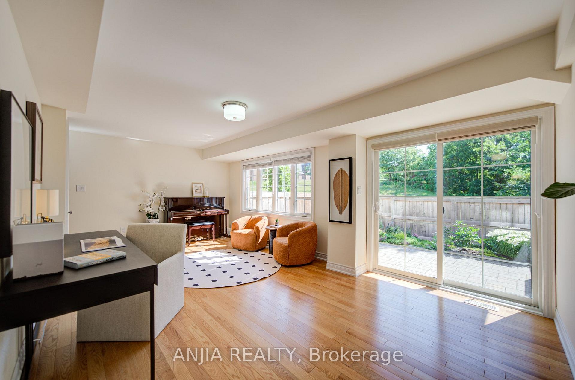 Photo 9 of 7 Beaufort Way, Markham, Angus Glen — HOMEH