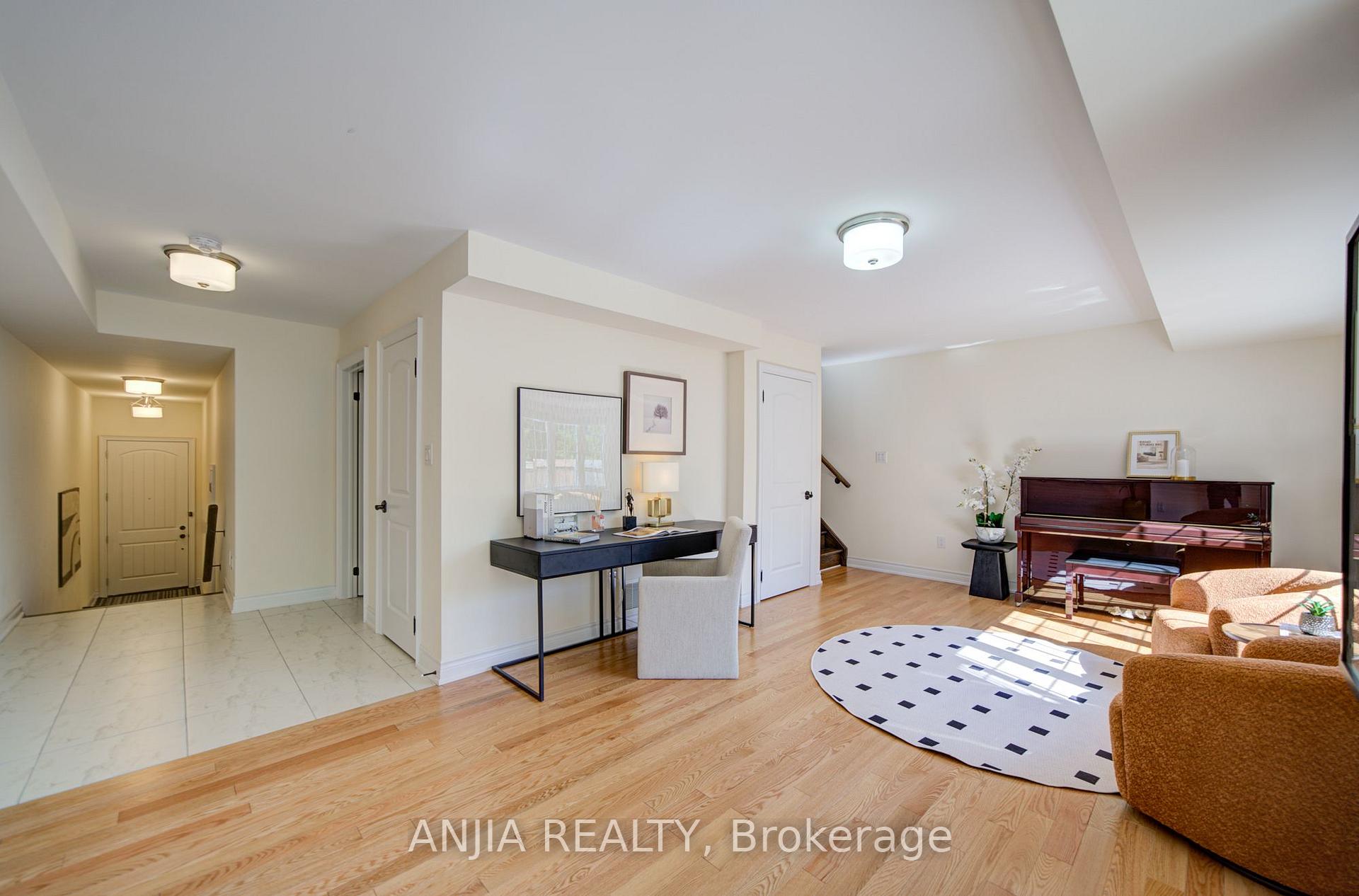 Photo 12 of 7 Beaufort Way, Markham, Angus Glen — HOMEH
