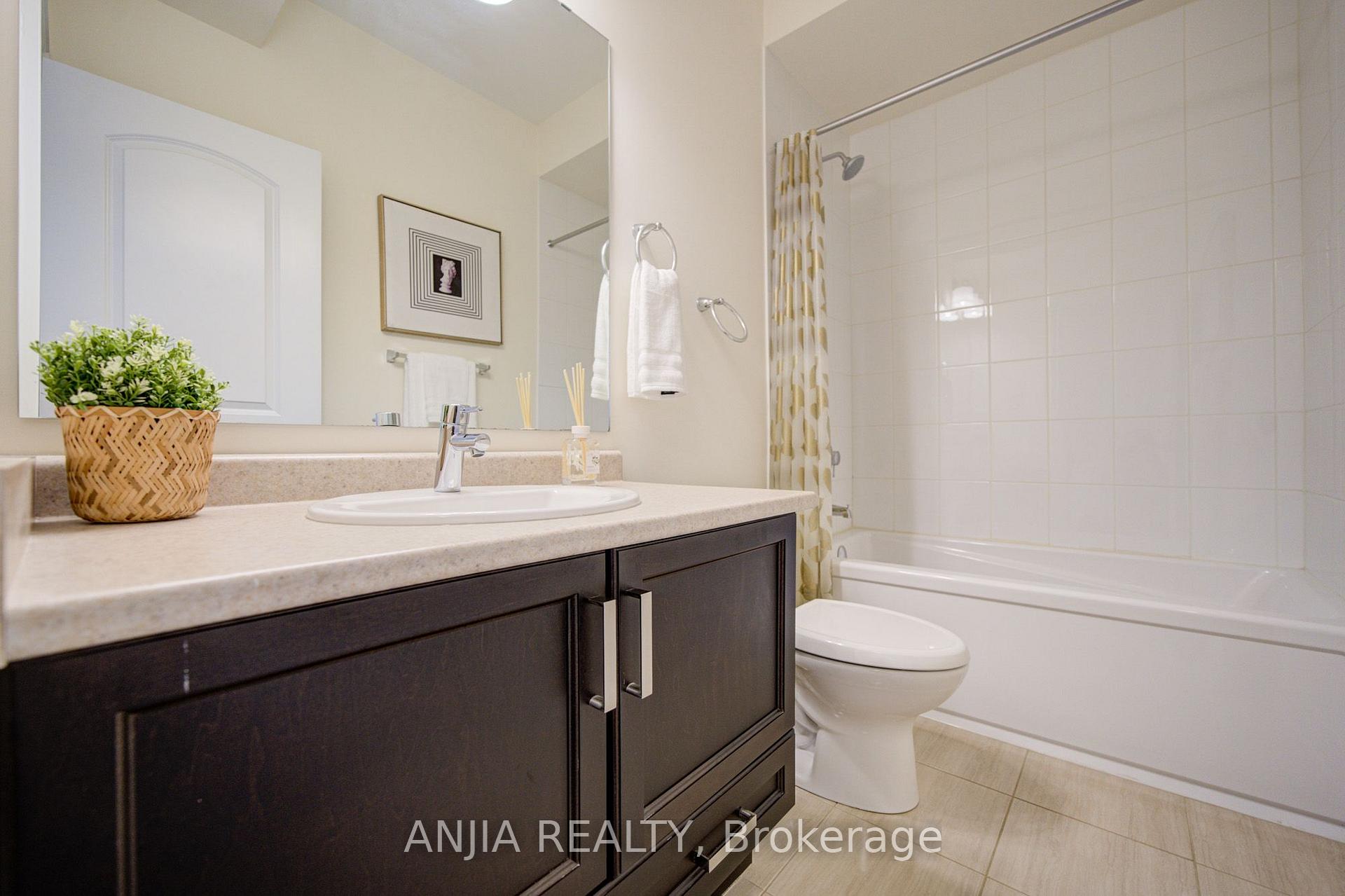 Photo 41 of 7 Beaufort Way, Markham, Angus Glen — HOMEH