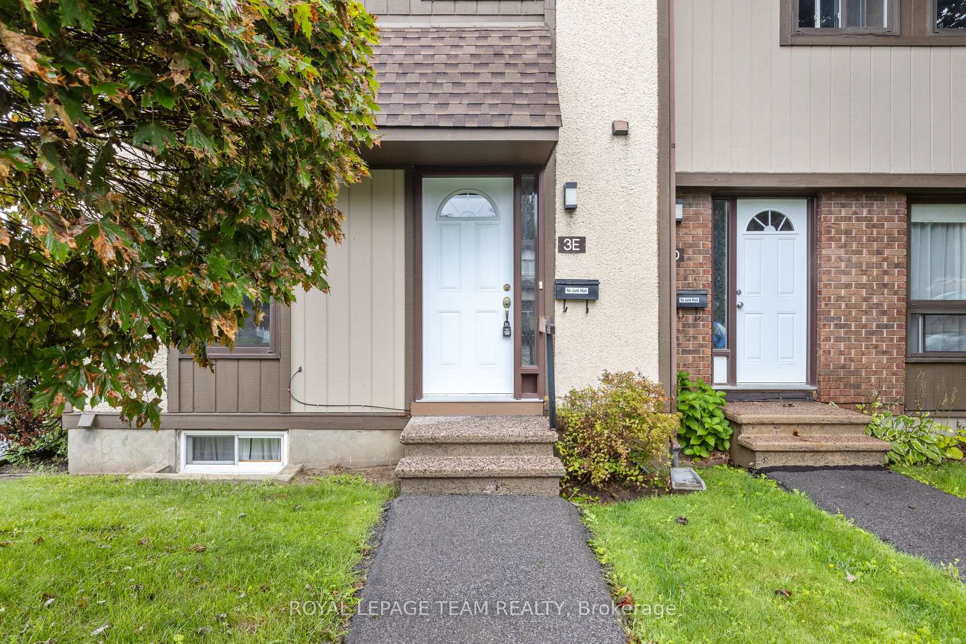 Photo 4 of Unit 30, 3e Vanessa Terrace, Ottawa, Barrhaven - Pheasant Run — HOMEH