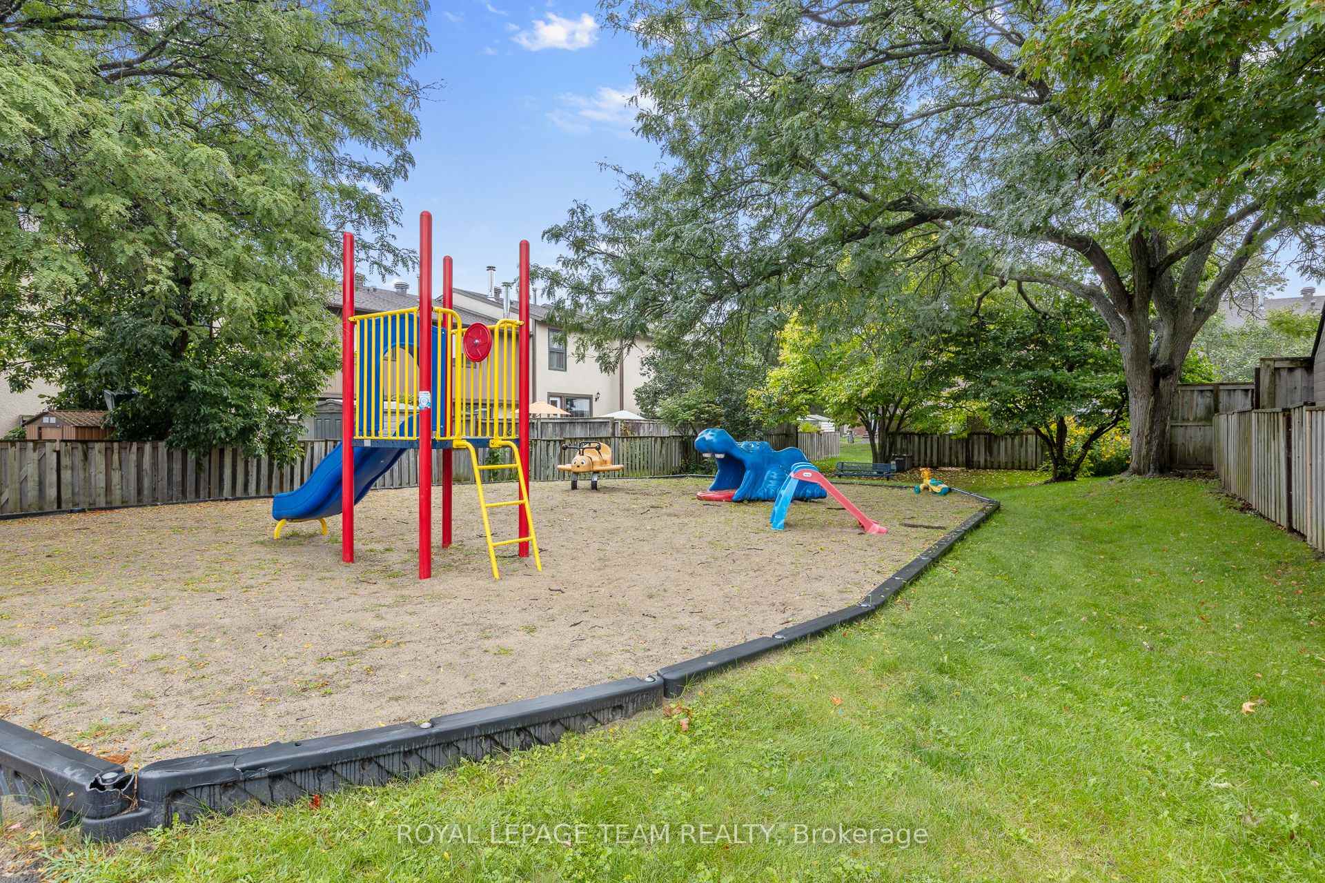 Photo 37 of Unit 30, 3e Vanessa Terrace, Ottawa, Barrhaven - Pheasant Run — HOMEH