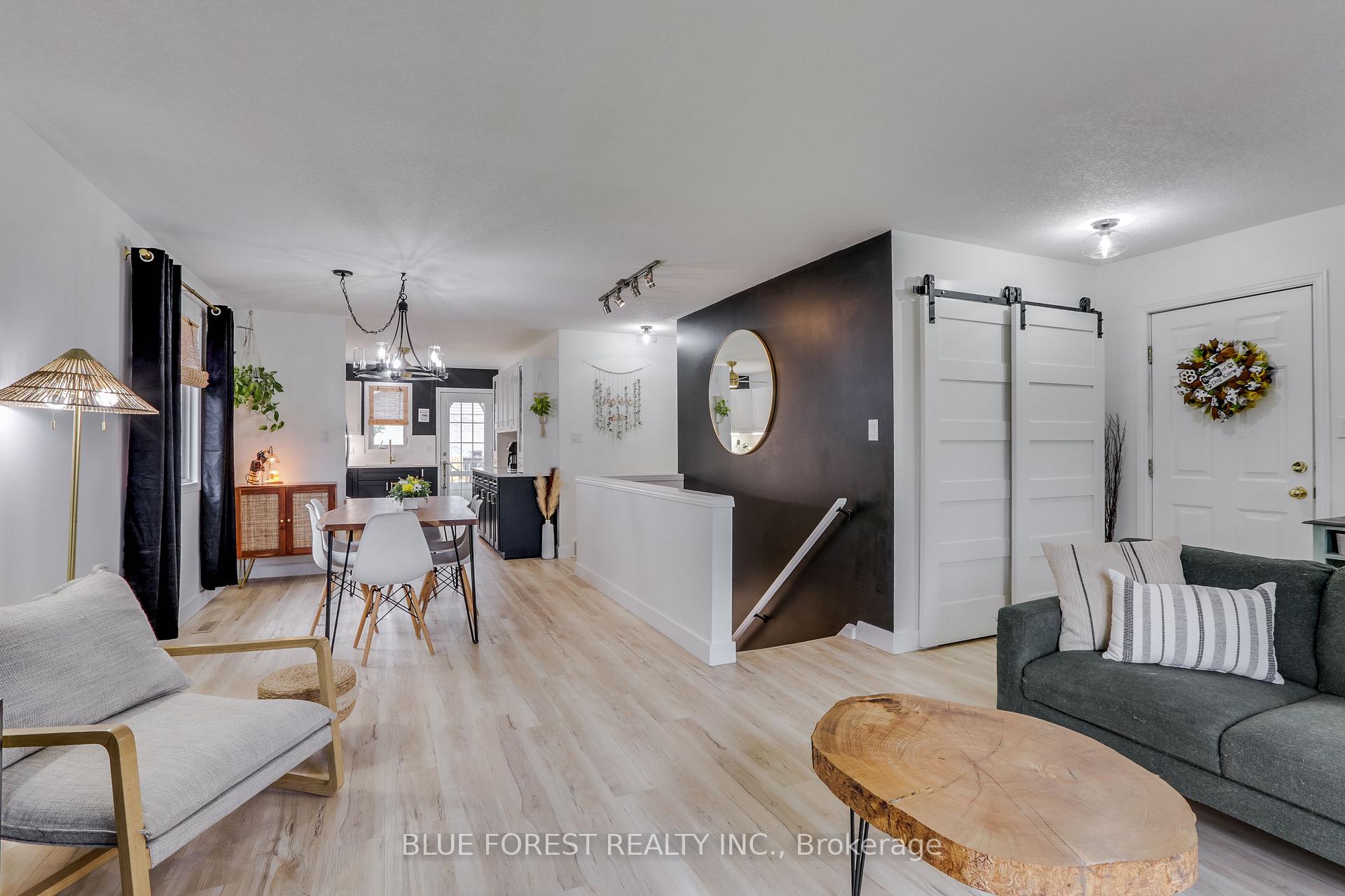 Photo 10 of 3 Meadowvale Drive, St. Thomas — HOMEH