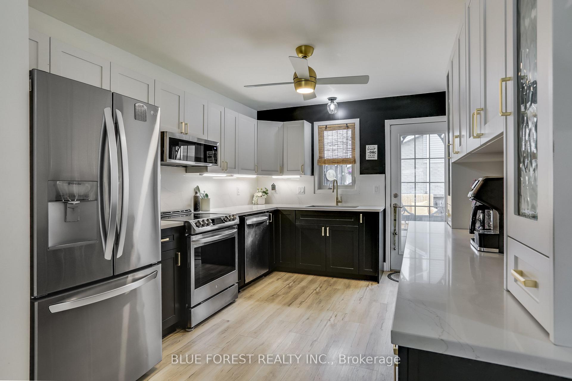 Photo 11 of 3 Meadowvale Drive, St. Thomas — HOMEH