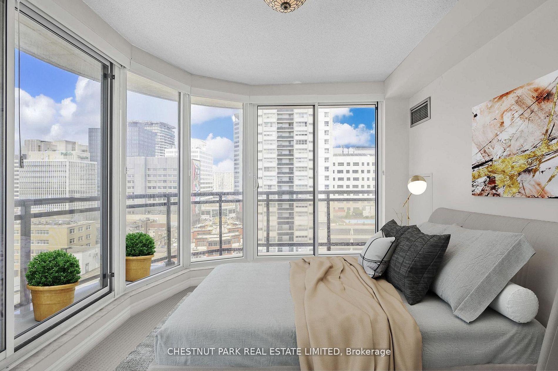 Photo 7 of Unit PHG, 40 Rosehill Avenue, Toronto, Rosedale-Moore Park — HOMEH