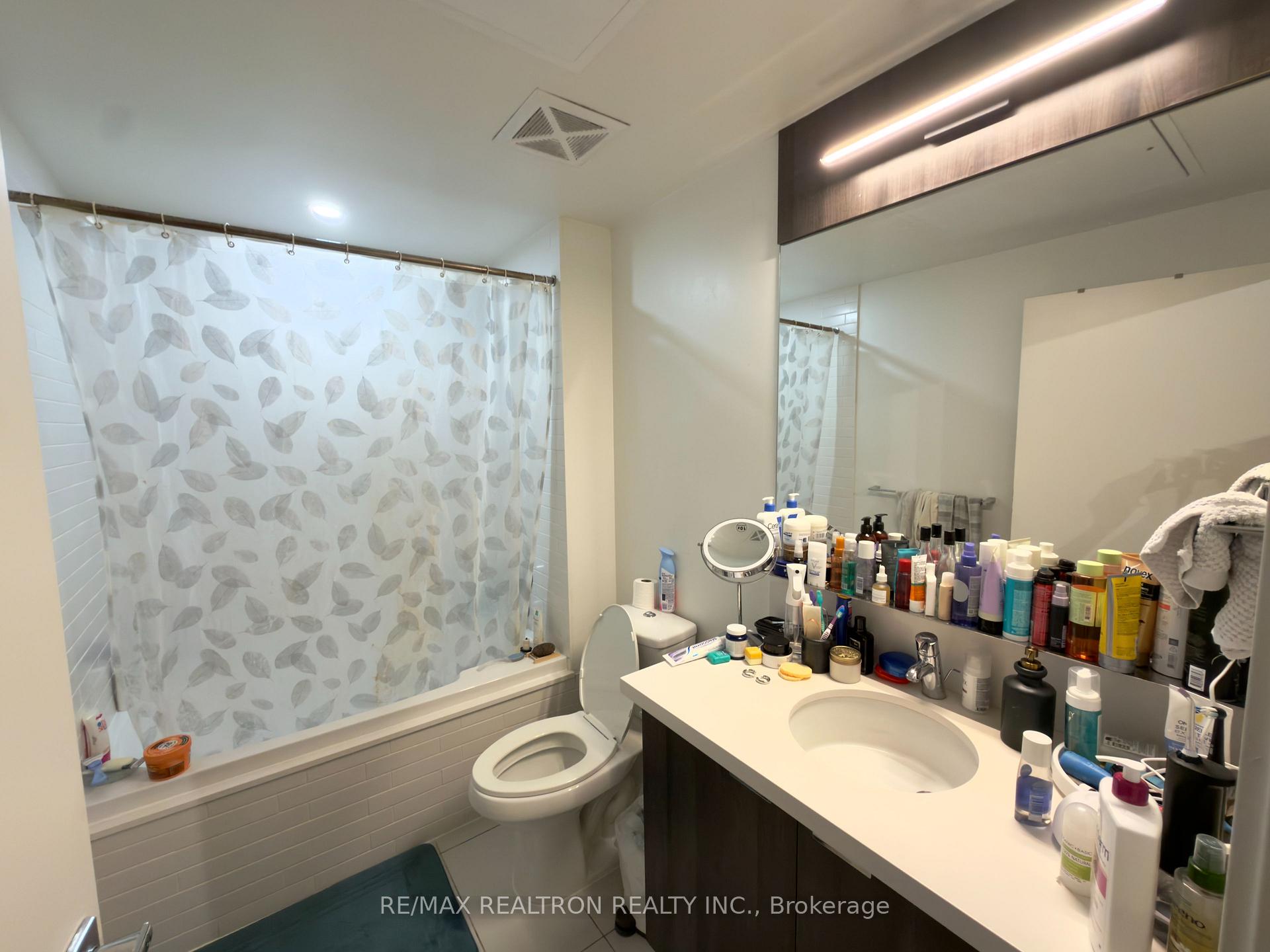 Photo 23 of Unit 710, 21 Widmer Street, Toronto, Waterfront Communities — HOMEH