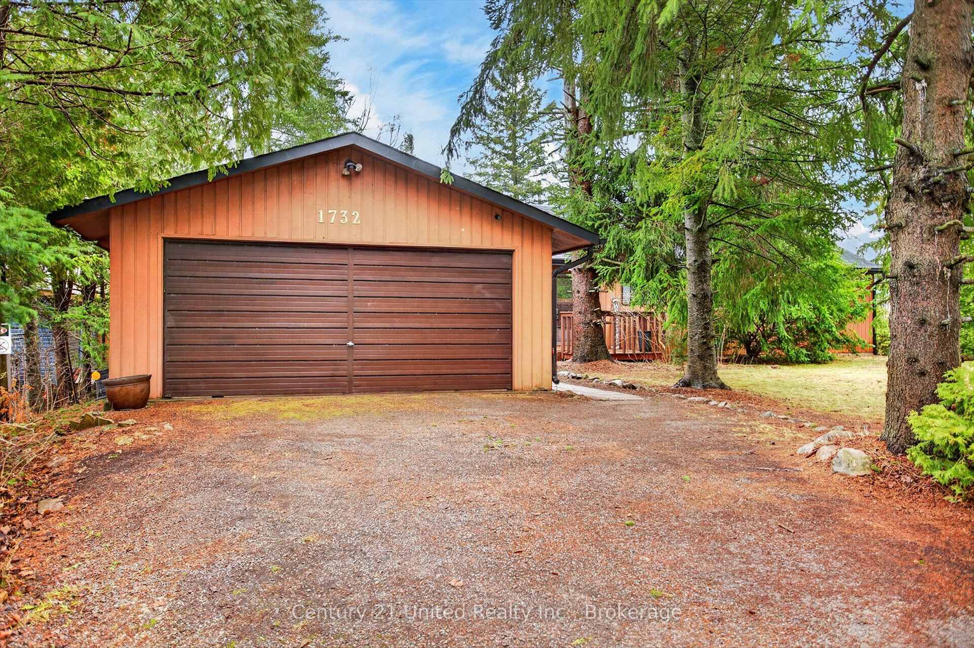 Photo 39 of 1732 Traders Trail, Selwyn — HOMEH