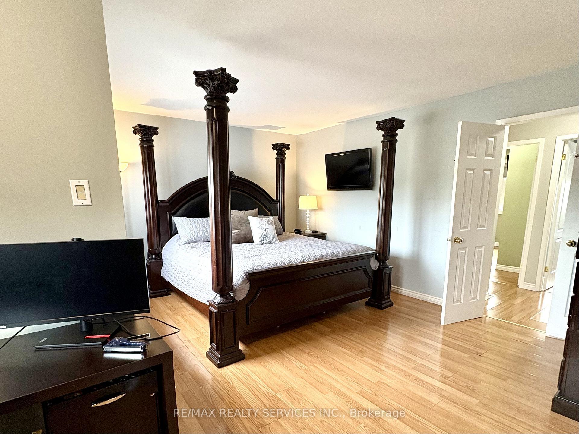 Photo 8 of 151 Greene Drive, Brampton, Madoc — HOMEH