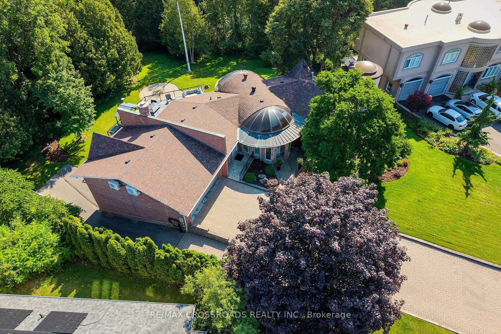 Photo 5 of 127 Taylorwood Court, Oshawa, Samac — HOMEH