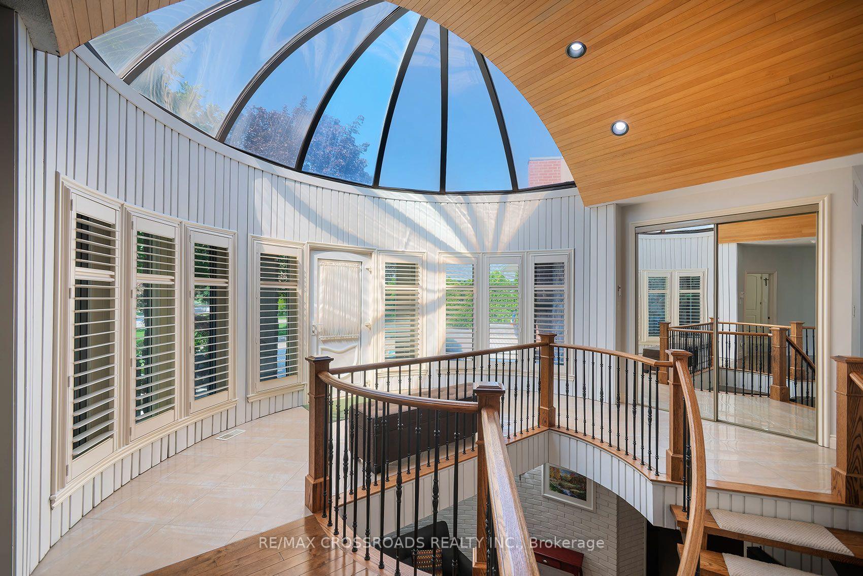 Photo 9 of 127 Taylorwood Court, Oshawa, Samac — HOMEH
