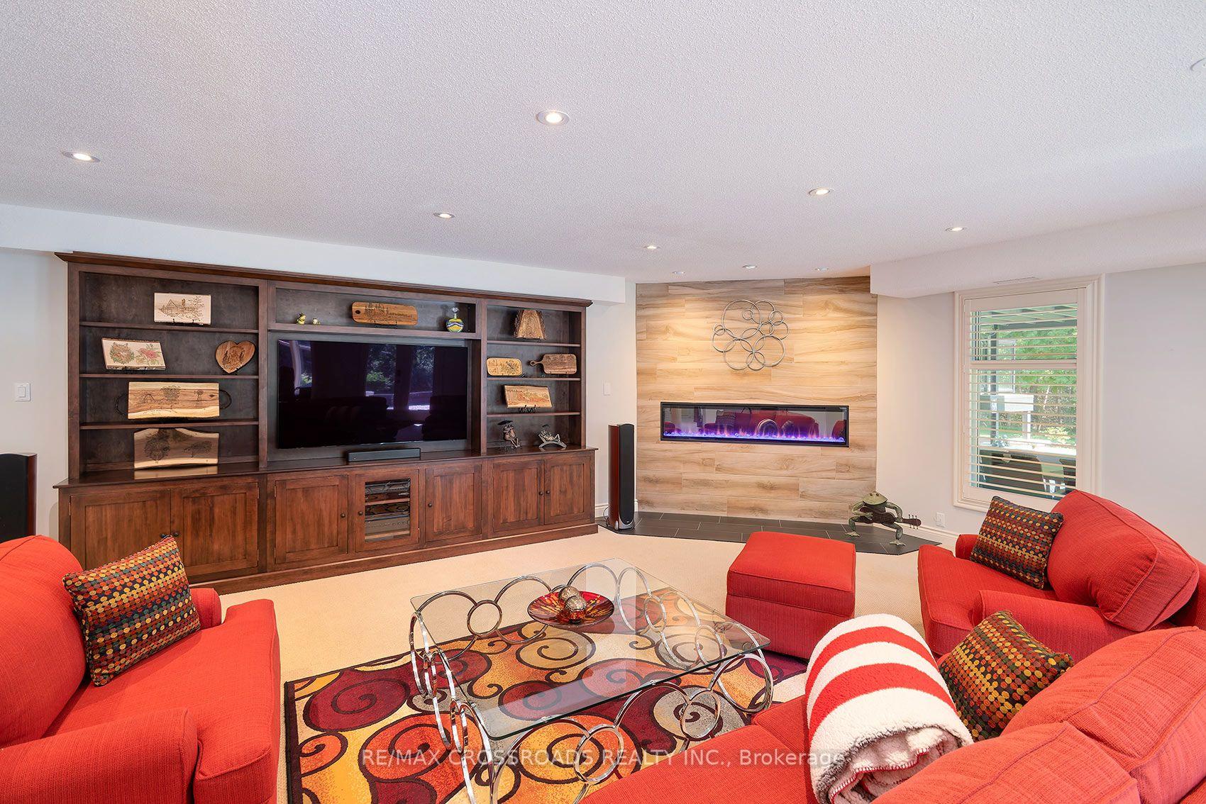 Photo 22 of 127 Taylorwood Court, Oshawa, Samac — HOMEH