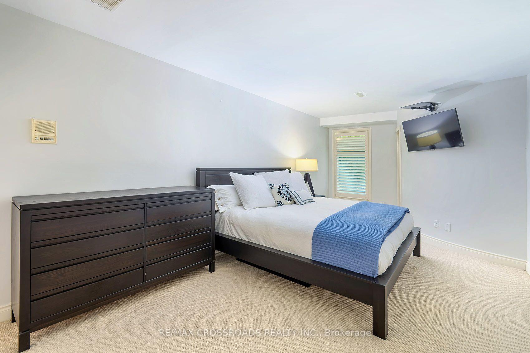 Photo 25 of 127 Taylorwood Court, Oshawa, Samac — HOMEH